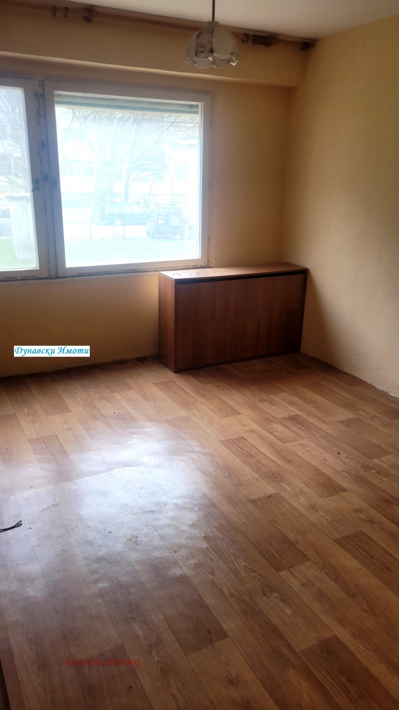 Продава 2-СТАЕН, гр. Русе, Чародейка - Юг, снимка 2 - Апартаменти - 53172331