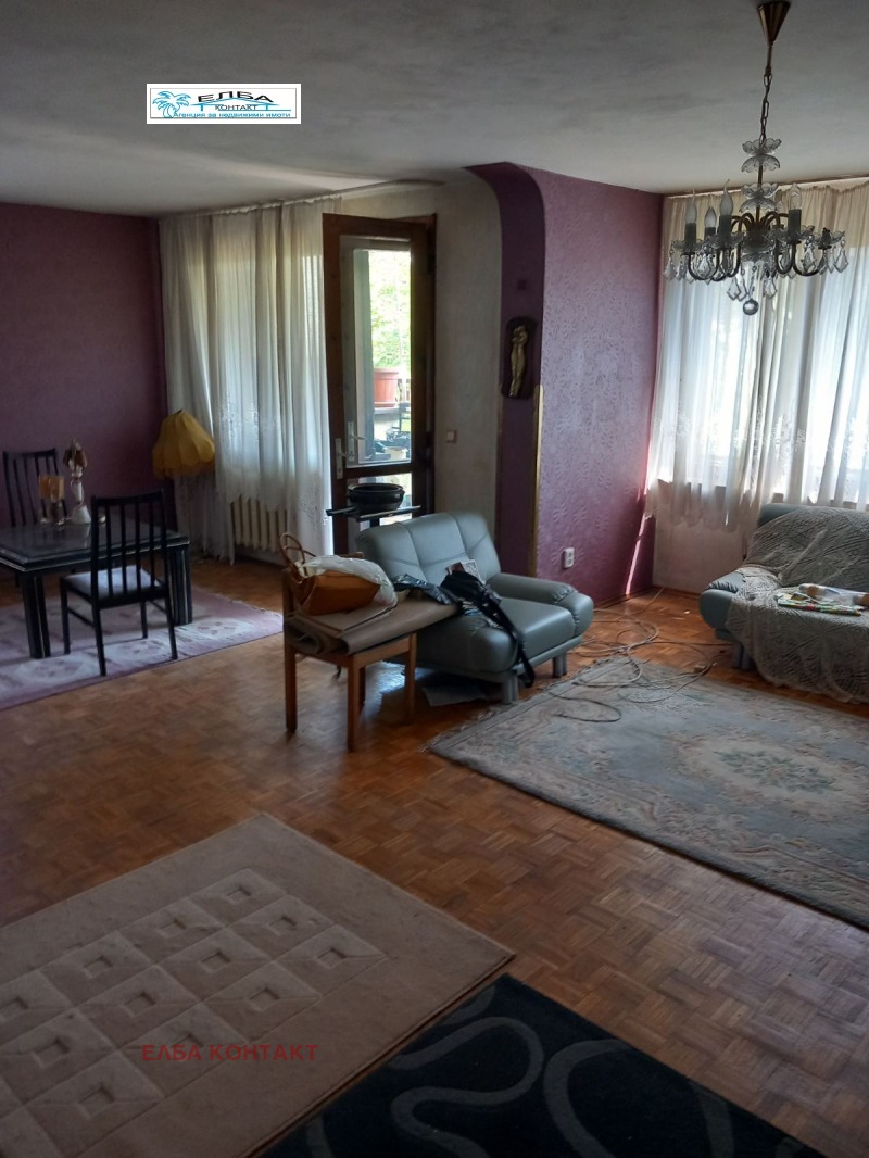Продава  4-стаен град София , Гоце Делчев , 130 кв.м | 25667157