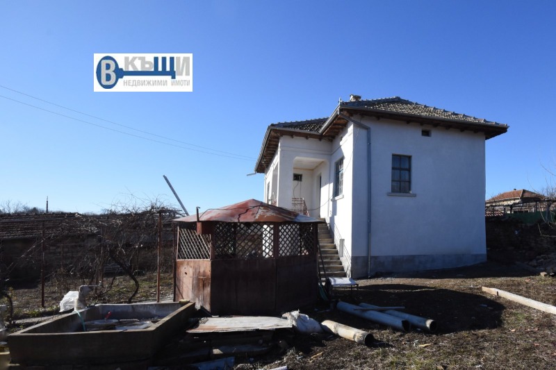 Продава КЪЩА, с. Долна Липница, област Велико Търново, снимка 12 - Къщи - 53174099