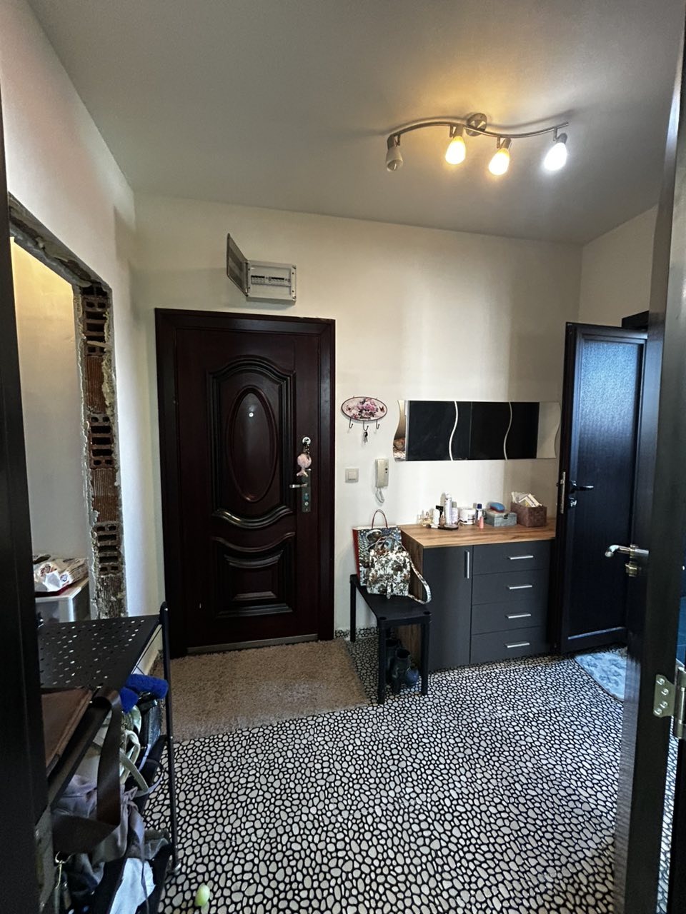 Продава 2-СТАЕН, гр. София, Малинова долина, снимка 2 - Апартаменти - 54891175