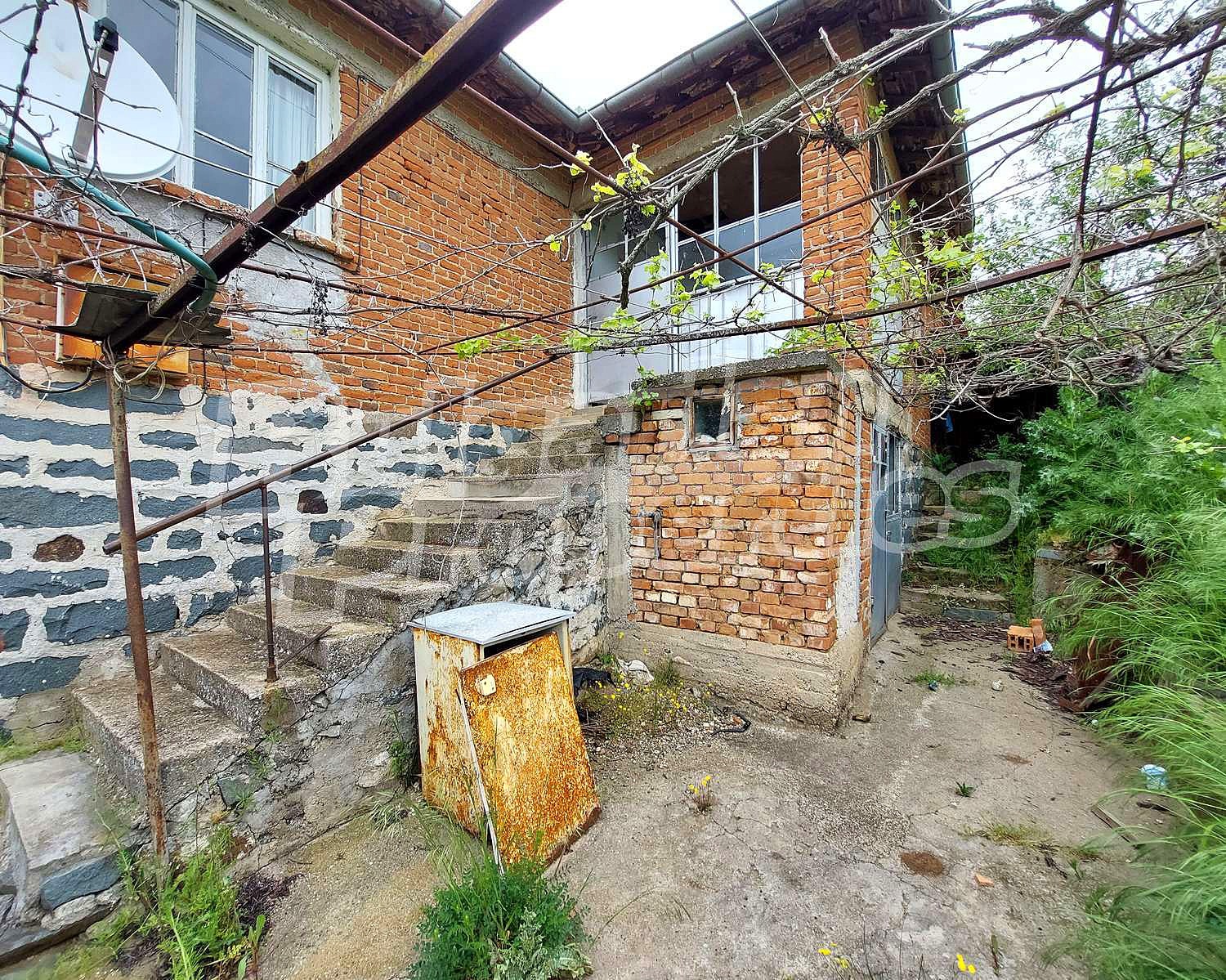 Продава КЪЩА, с. Раздел, област Ямбол, снимка 2 - Къщи - 40719125