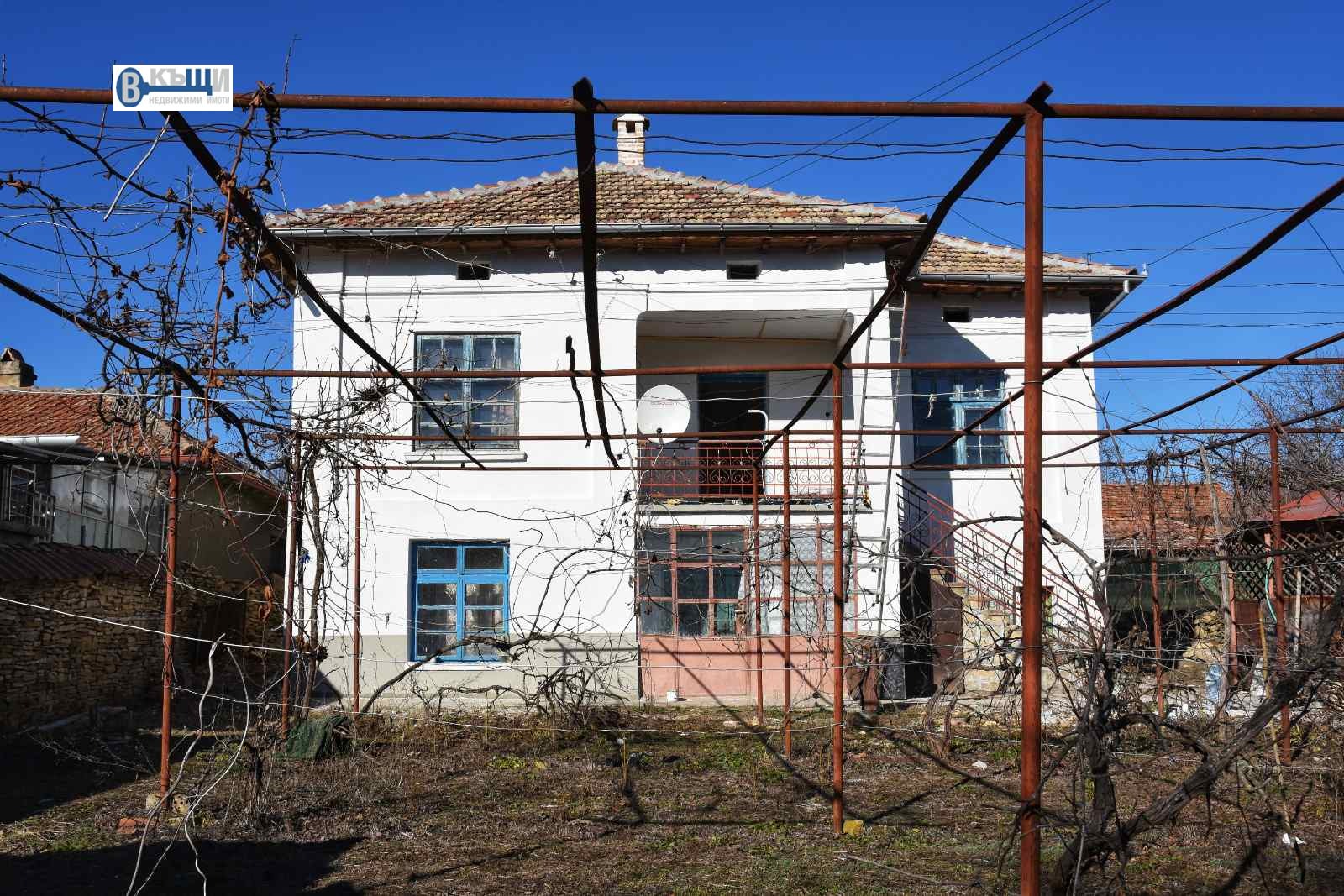 Продава КЪЩА, с. Долна Липница, област Велико Търново, снимка 2 - Къщи - 53174099