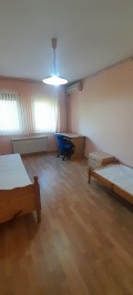Продава 4-СТАЕН, гр. Плевен, Сторгозия, снимка 4