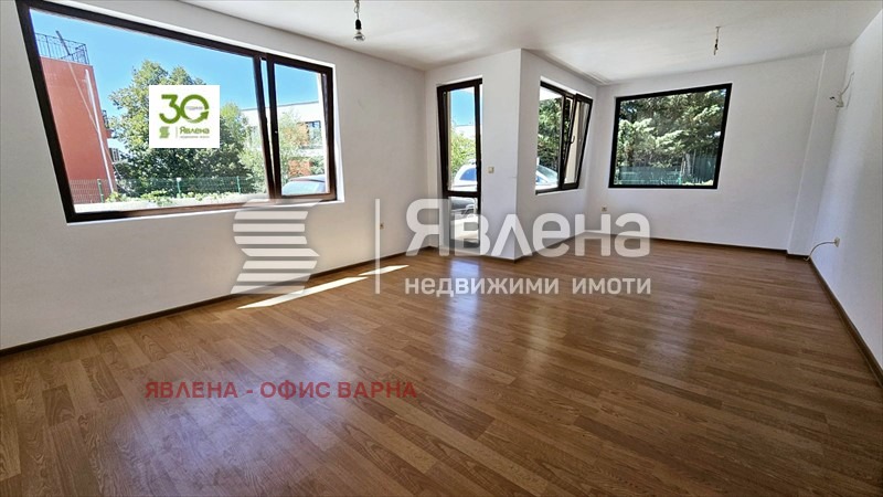 Продава 3-СТАЕН, гр. Варна, Бриз, снимка 2 - Aпартаменти - 47414143