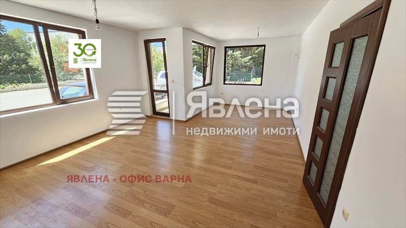 Продава 3-СТАЕН, гр. Варна, Бриз, снимка 3 - Aпартаменти - 47414143