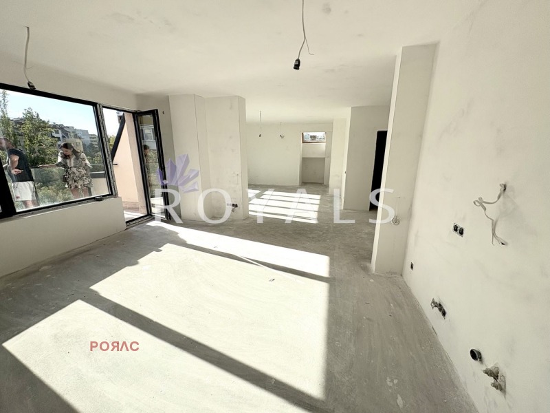 En venta  2 dormitorios Sofia , Strelbishte , 169 metros cuadrados | 91120034 - imagen [2]
