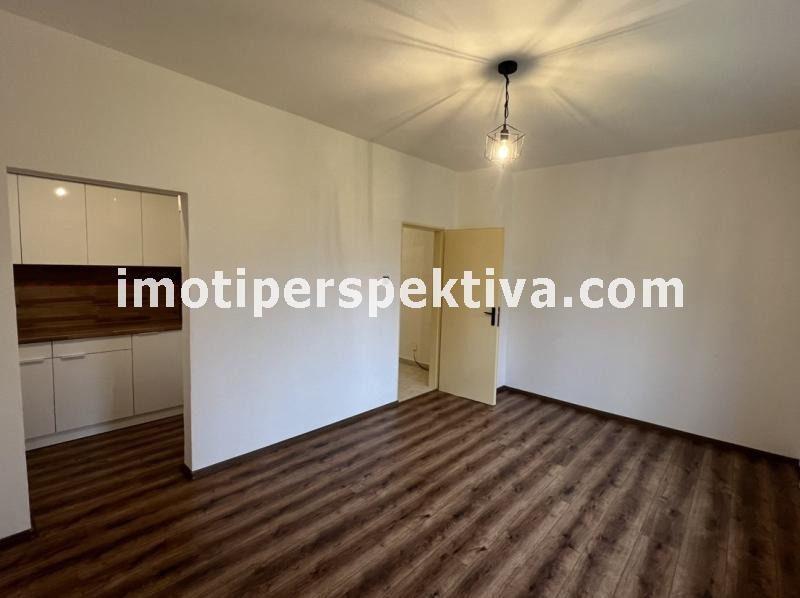 Продава 3-СТАЕН, гр. Пловдив, Кючук Париж, снимка 4 - Апартаменти - 52399408