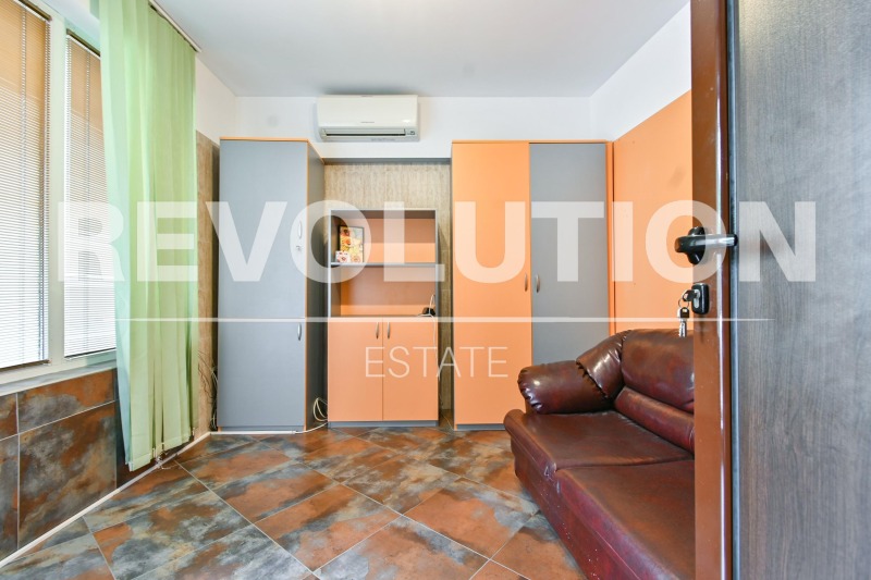 En venta  3+ dormitorios Sofia , Vitosha , 120 metros cuadrados | 24983015 - imagen [7]