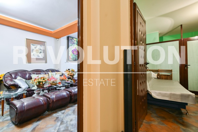 En venta  3+ dormitorios Sofia , Vitosha , 120 metros cuadrados | 24983015 - imagen [3]