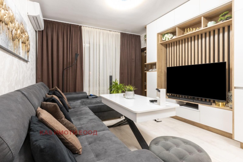 Продава 4-СТАЕН, гр. София, Левски Г, снимка 3 - Апартаменти - 53129721