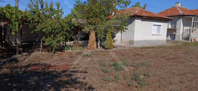 Продава  Къща, област Пловдив, с. Бегово • 55 000 EUR • ID 78960635 — holmes.bg - [1] 