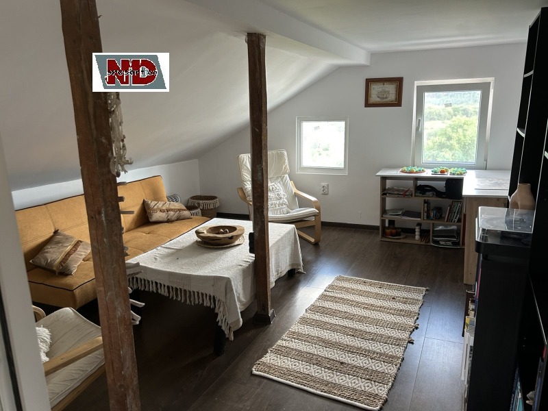 Продава  Къща област Перник , с. Планиница , 200 кв.м | 70475211 - изображение [6]