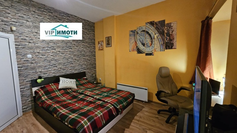 Продава КЪЩА, гр. Ловеч, Широк център, снимка 13 - Къщи - 52710337