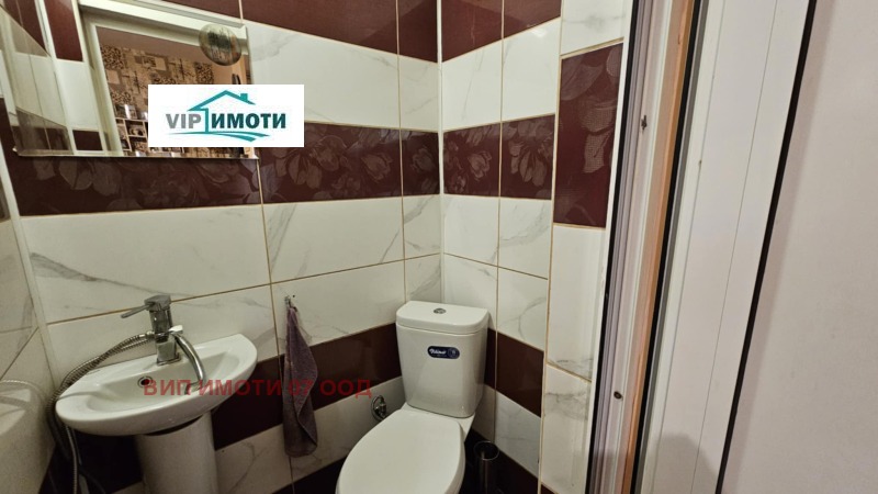 Продава КЪЩА, гр. Ловеч, Широк център, снимка 12 - Къщи - 52710337