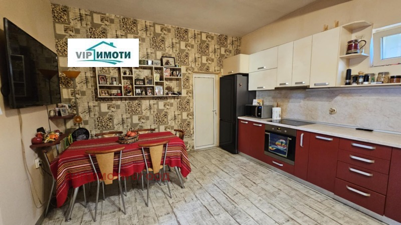 Продава КЪЩА, гр. Ловеч, Широк център, снимка 9 - Къщи - 52710337