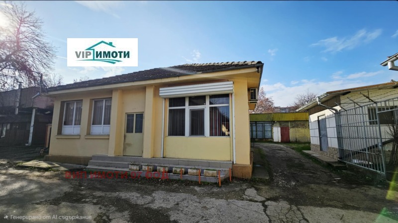 Продава КЪЩА, гр. Ловеч, Широк център