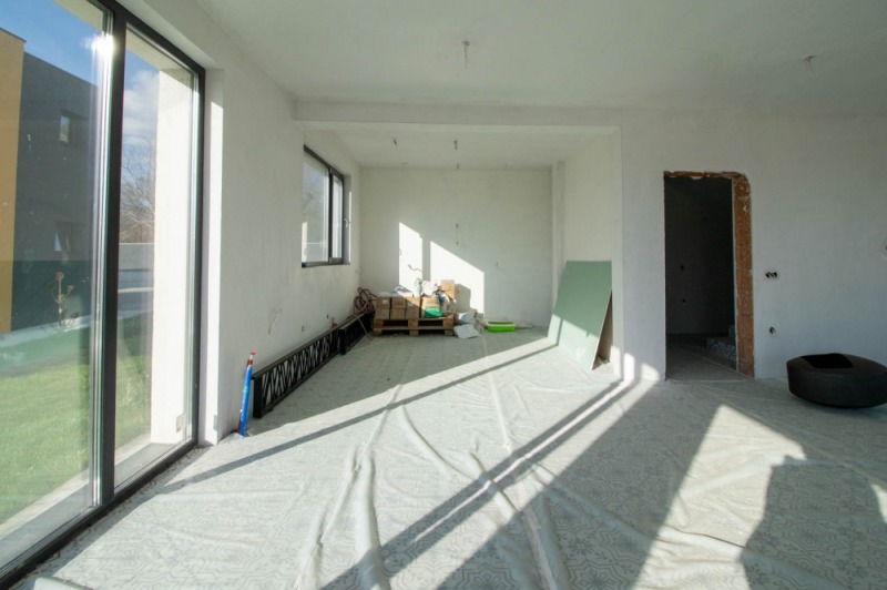 Продава КЪЩА, гр. Сливен, в.з. Сливен, снимка 8 - Къщи - 53016624