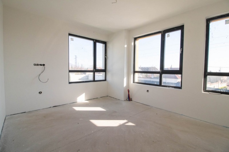 Продава КЪЩА, гр. Сливен, в.з. Сливен, снимка 4 - Къщи - 53016624