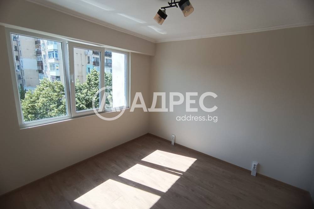 Продава 3-СТАЕН, гр. Разград, Орел