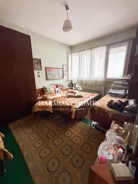 1 chambre Sveta Troitsa, Sofia