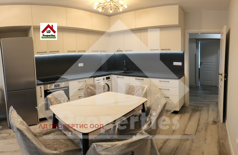 À venda  2 quartos Varna , k.k. Sv.Sv. Konstantin i Elena , 76 m² | 75642233