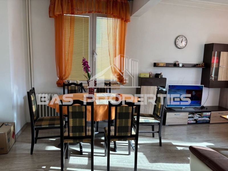 Продава  3-стаен град София , Център , 72 кв.м | 29825852