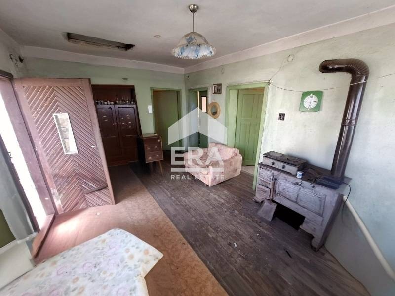 Продава КЪЩА, с. Овчарци, област Кюстендил, снимка 3 - Къщи - 53889306