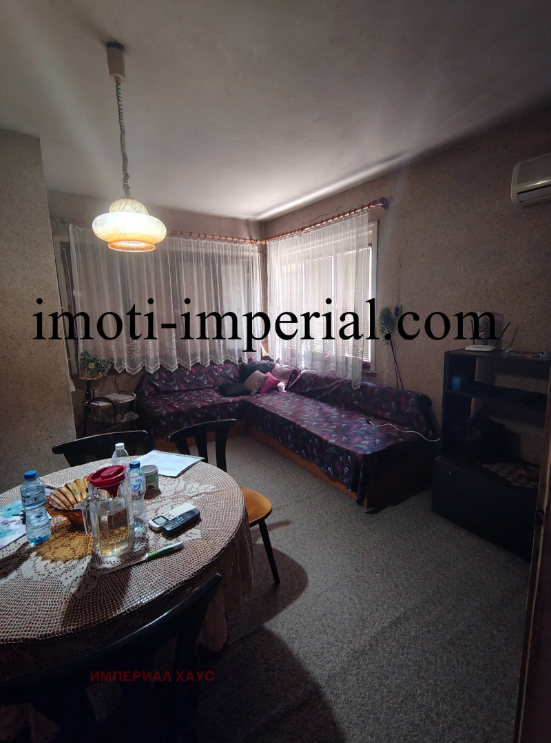 Продава ЕТАЖ ОТ КЪЩА в град Хасково, Каменни - 68 кв.м / 66 000 € » 129 084.78 лв., ИМПЕРИАЛ ХАУС