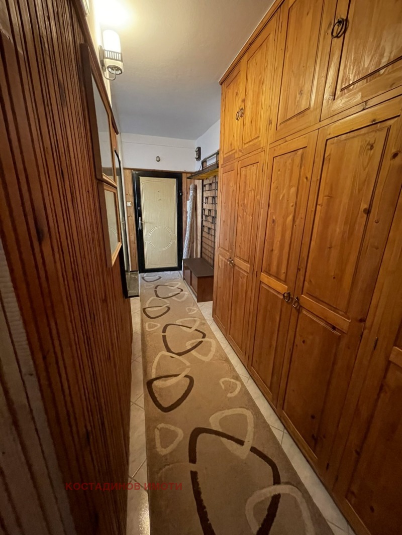 Продава  2-стаен град Пловдив , Изгрев , 63 кв.м | 17889316 - изображение [11]