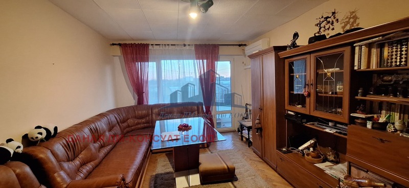 Продава 3-СТАЕН, гр. Шумен, Тракия, снимка 2 - Апартаменти - 53516467