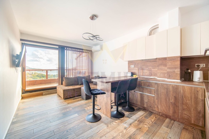 En venta  2 dormitorios región Dóbrich , Balchik , 83 metros cuadrados | 27456490