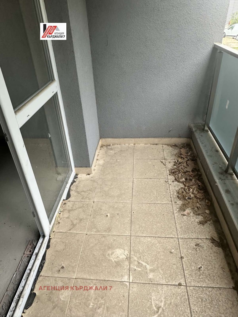 Продава 3-СТАЕН, гр. Кърджали, Център, снимка 8 - Апартаменти - 53424069