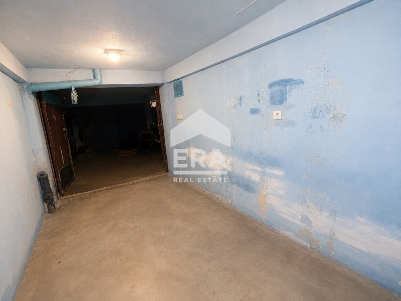 Продава ГАРАЖ, ПАРКОМЯСТО, гр. Варна, Операта, снимка 4 - Гаражи и паркоместа - 55216306