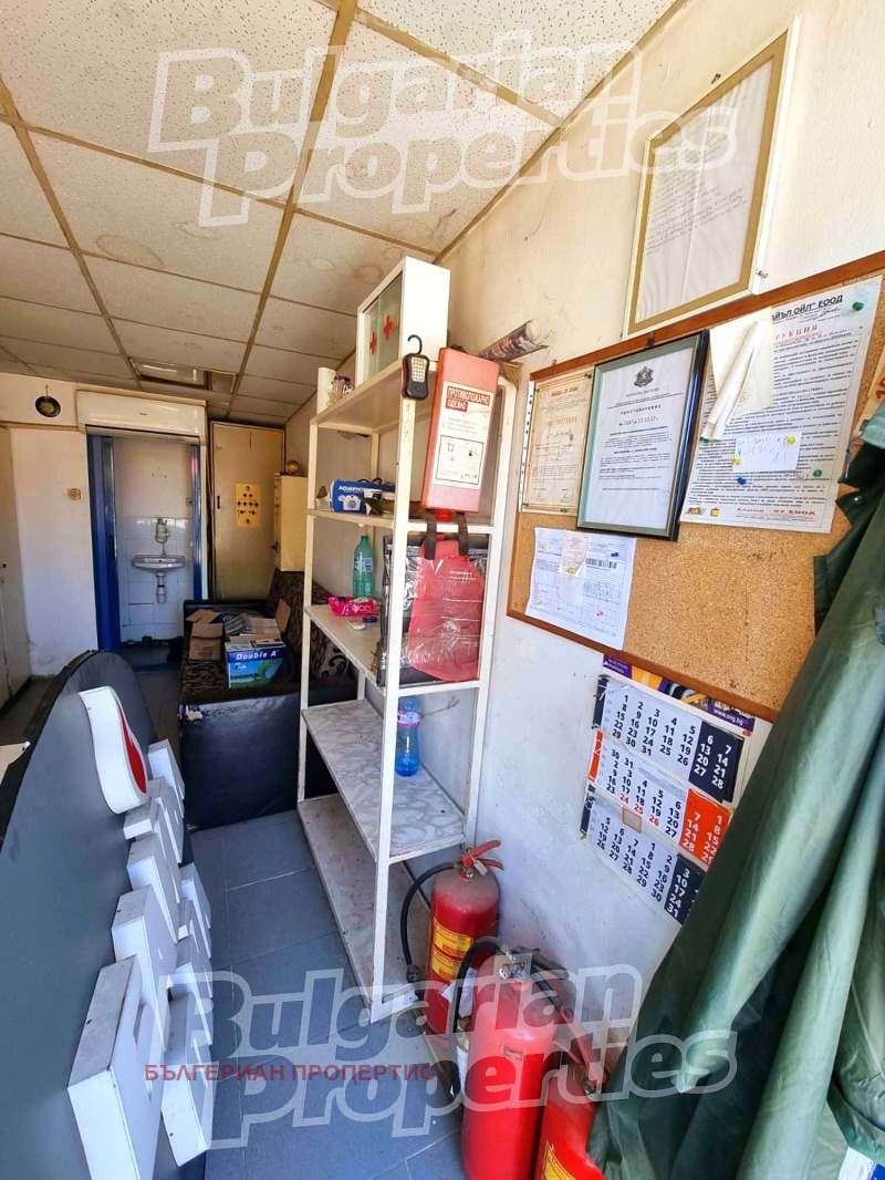 Продава БИЗНЕС ИМОТ, с. Ясеновец, област Разград, снимка 11 - Други - 50171919