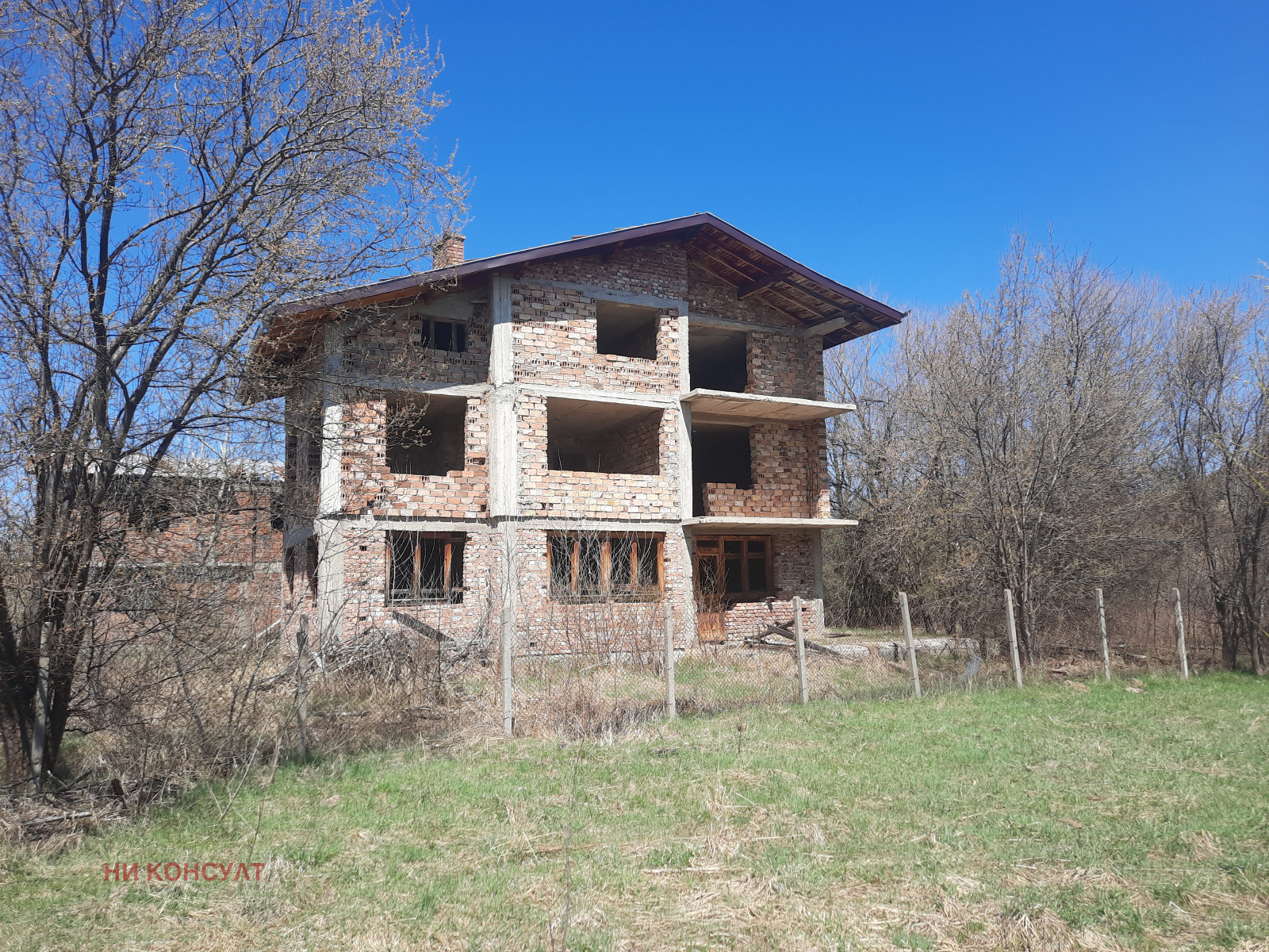 Продава КЪЩА, с. Алино, област София област