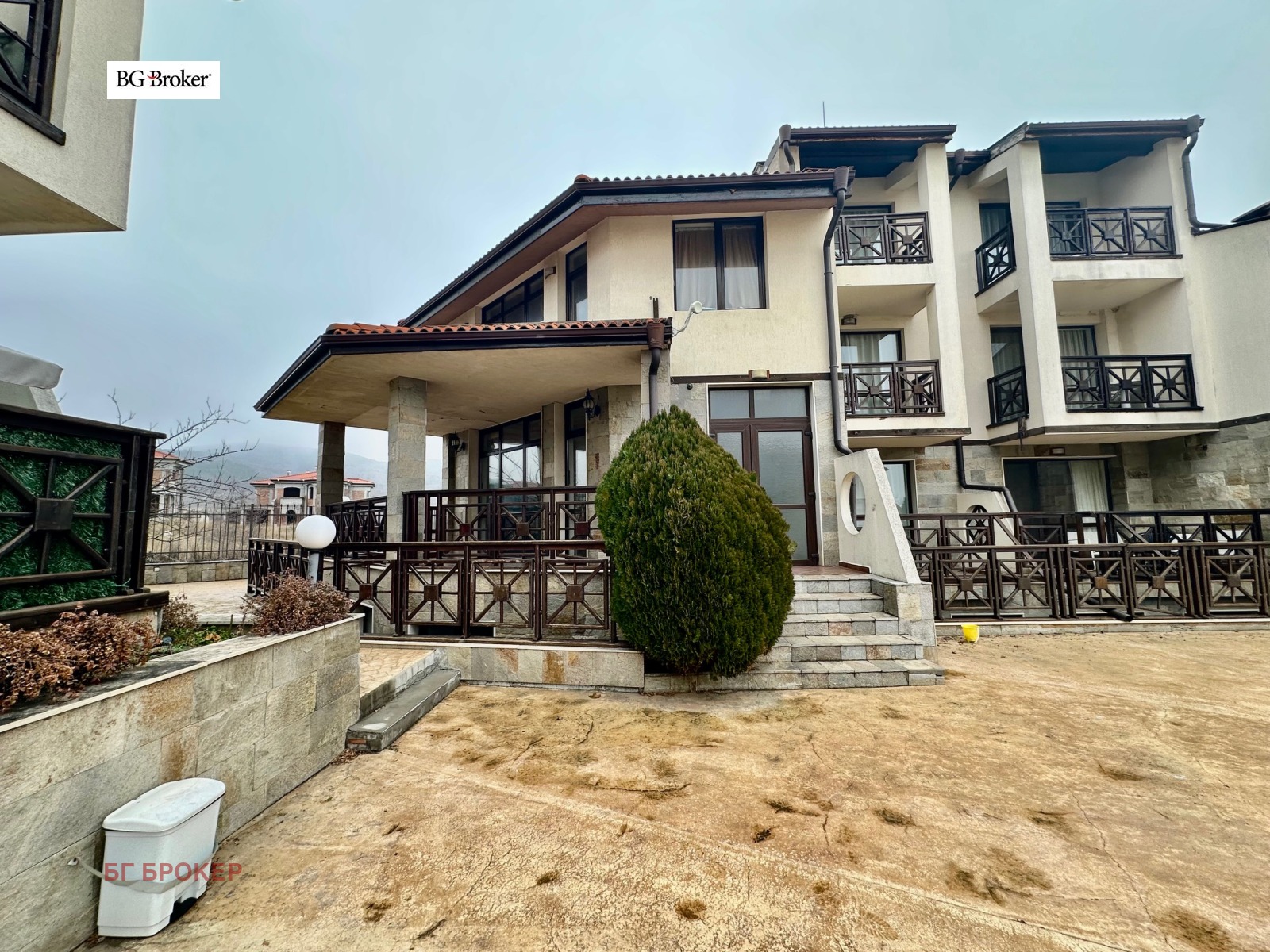 Продава КЪЩА, с. Кошарица, област Бургас, снимка 2 - Къщи - 54409159