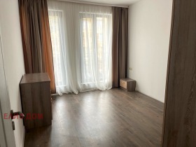 2 slaapkamers Briz, Varna 6