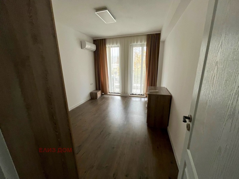 Продава 3-СТАЕН, гр. Варна, Бриз, снимка 6 - Aпартаменти - 48008037