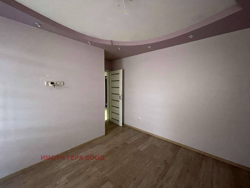 Продава  3-стаен град Варна , Аспарухово , 65 кв.м | 62245349