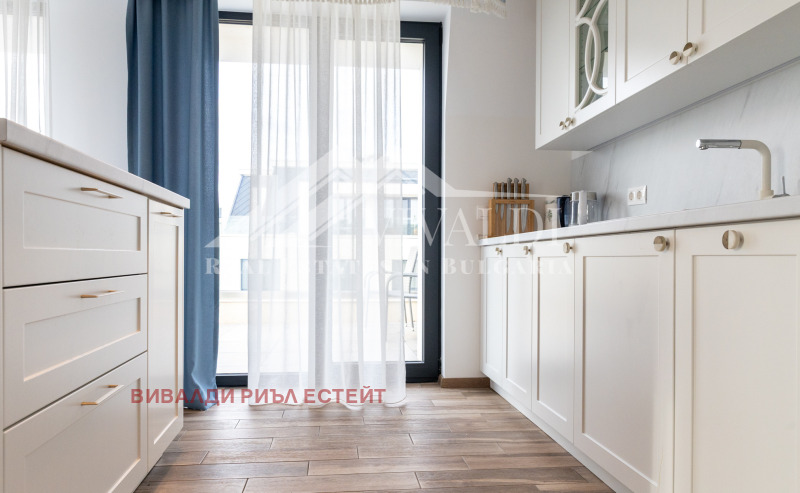 Продава 3-СТАЕН, гр. Варна, к.к. Св.Св. Константин и Елена, снимка 6 - Апартаменти - 52837232