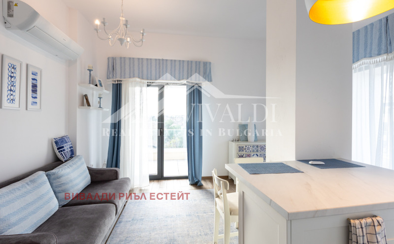 Продава 3-СТАЕН, гр. Варна, к.к. Св.Св. Константин и Елена, снимка 5 - Апартаменти - 52837232