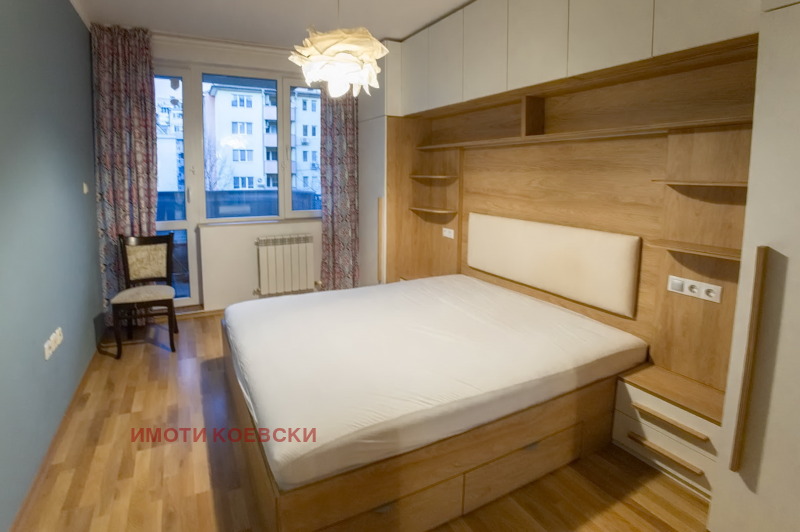 Продава 3-СТАЕН, гр. София, Манастирски ливади, снимка 2 - Апартаменти - 53177396