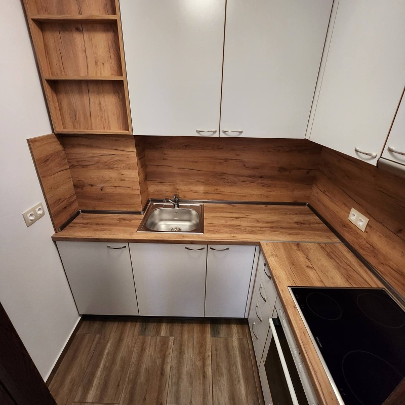 Продава 3-СТАЕН, гр. София, Бенковски