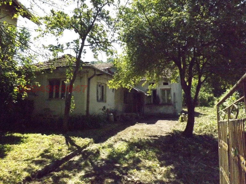 Продава КЪЩА, с. Чифлик, област Ловеч, снимка 7 - Къщи - 53242488