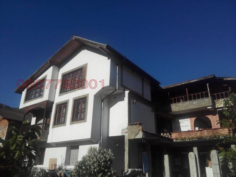 Продава КЪЩА, гр. Девин, област Смолян, снимка 2 - Къщи - 52781184