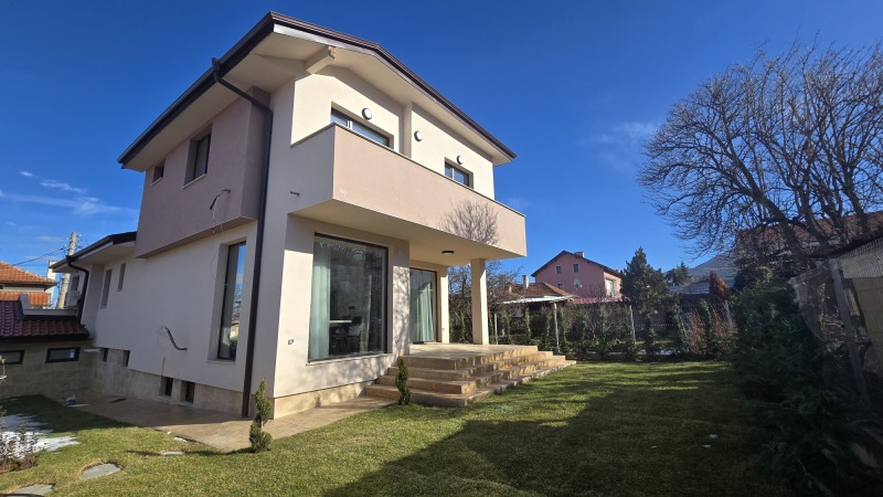 À venda  Casa Sofia , Lozen , 310 m² | 42749146