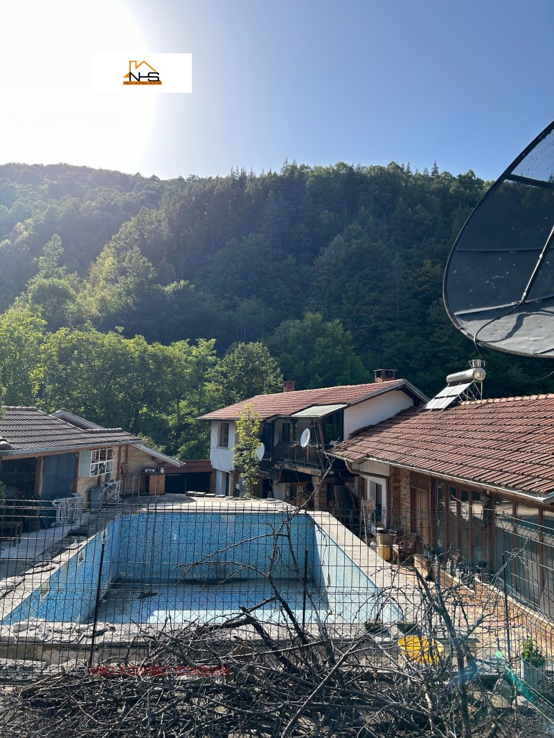 Na prodej  Dům oblast Loveč , Trojan , 250 m2 | 45998246 - obraz [5]