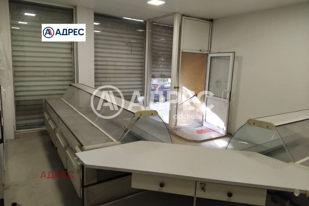Продава МАГАЗИН, гр. Варна, Левски 1, снимка 2 - Магазини - 53901562