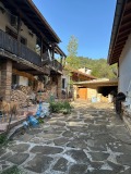 Продава КЪЩА, област Ловеч, гр. Троян • 160000 € / 312932.80 лв. • 24324438 1