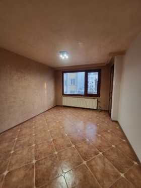 2 chambres Idealen tsentar, Pleven